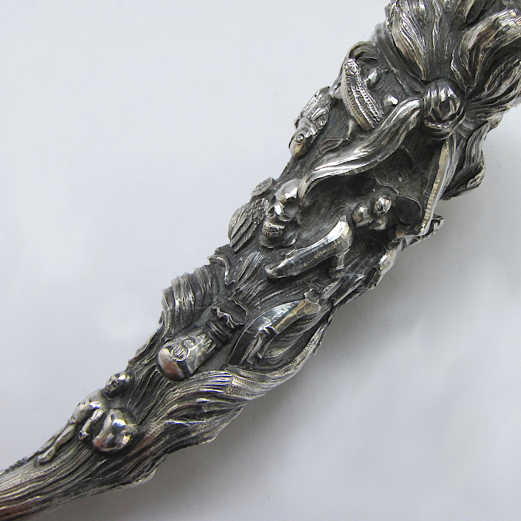 Corne de fortune aux yeux bandés et tous les autres symboles de chance, Big